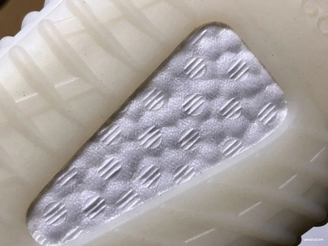 White CP9366 Yeezy 350 Boost V2 Cream Adidas 0805